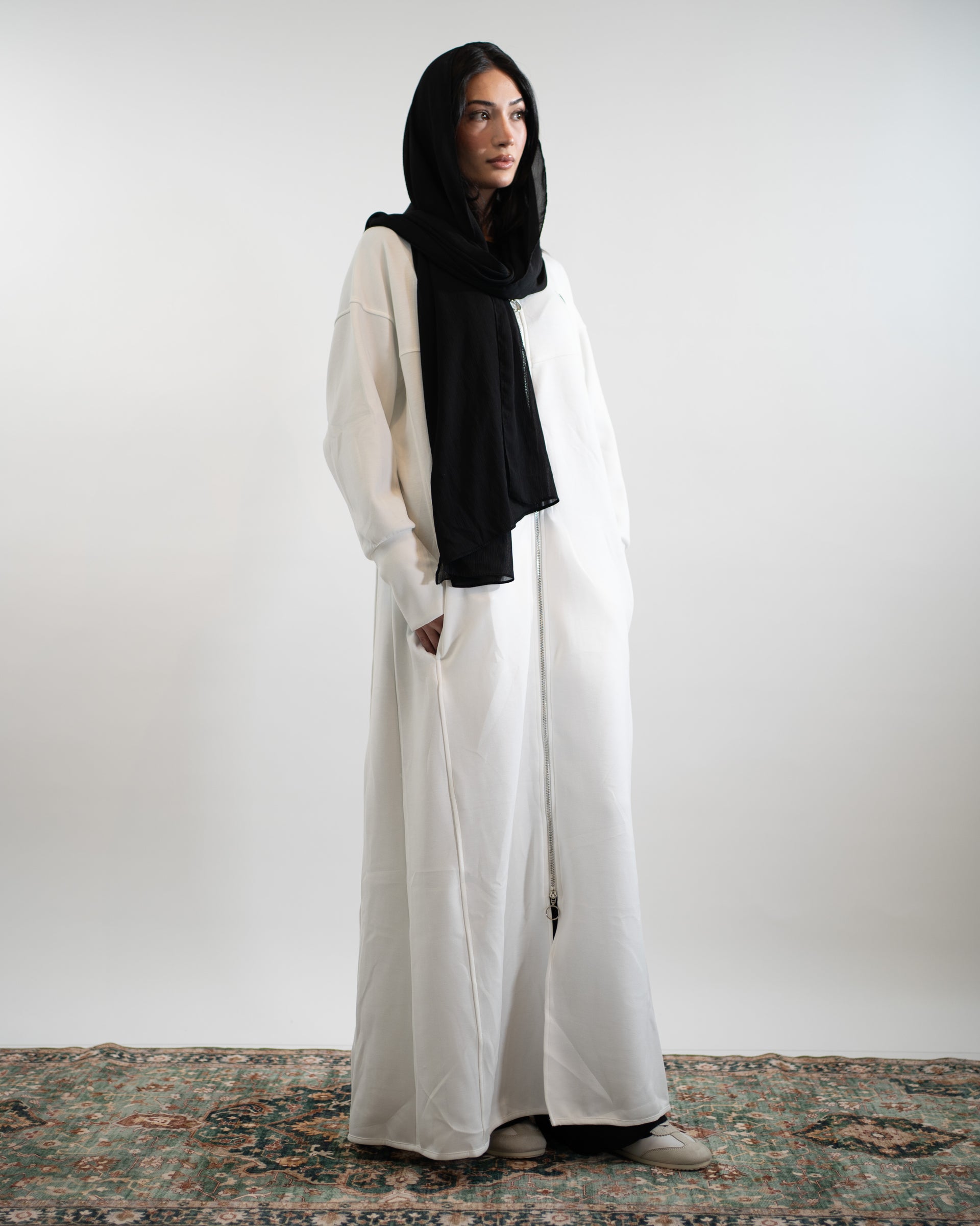 TECH ABAYA™ SNOW
