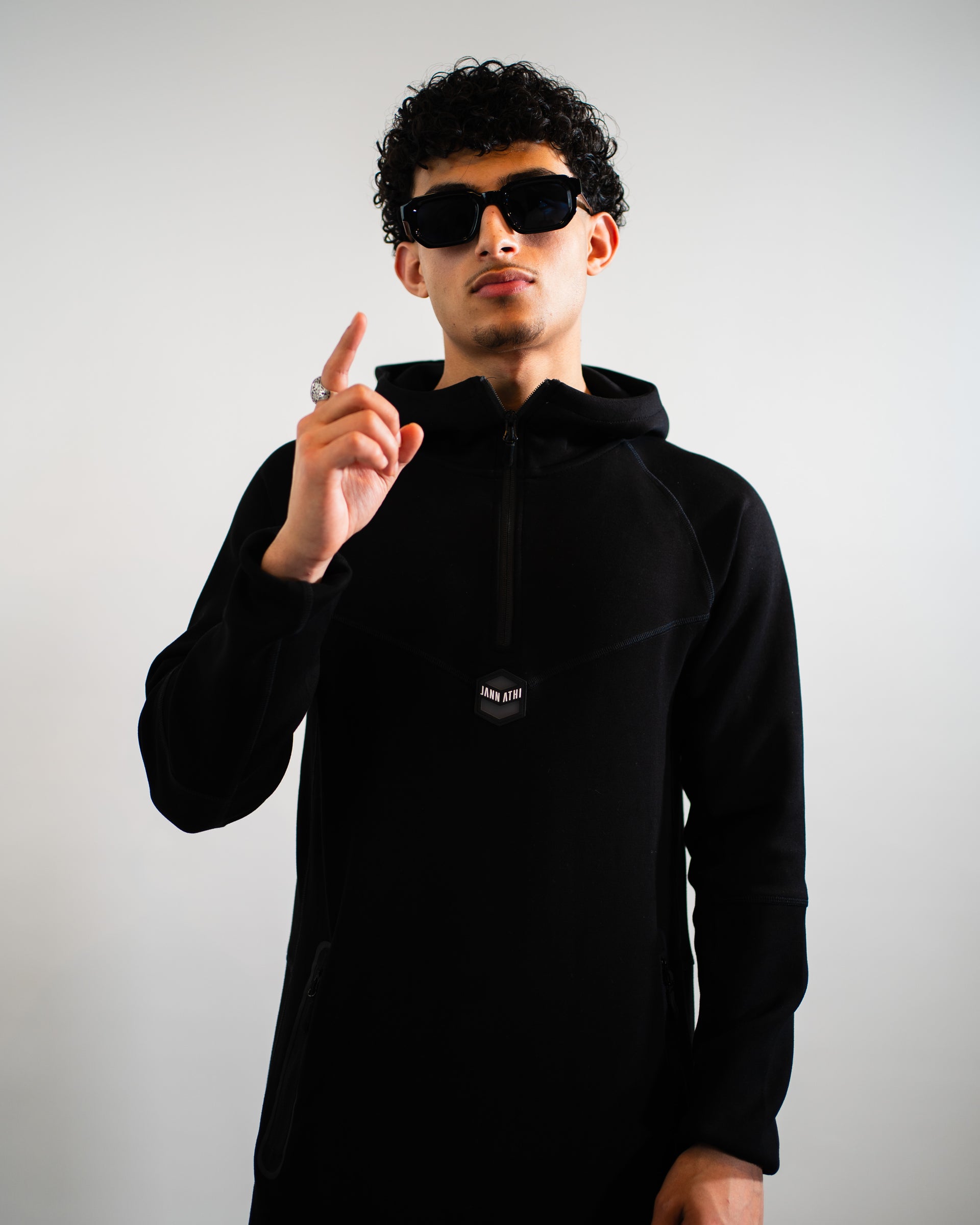 TECH THOBE™ MIDNIGHT